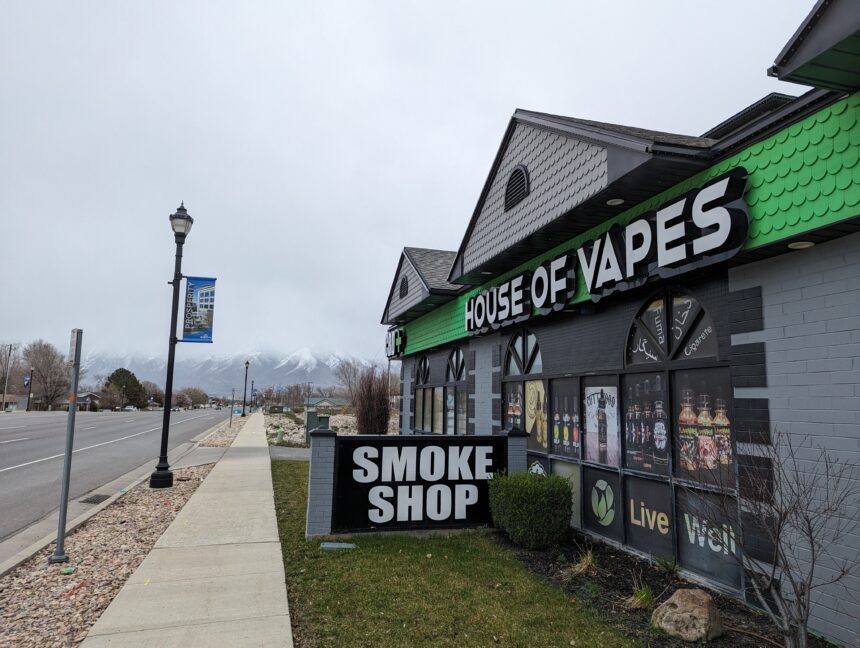 US Senate candidate received $50k from vape shop owners